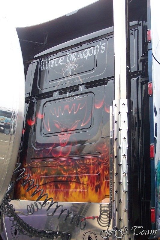 White Dragon s (18).jpg